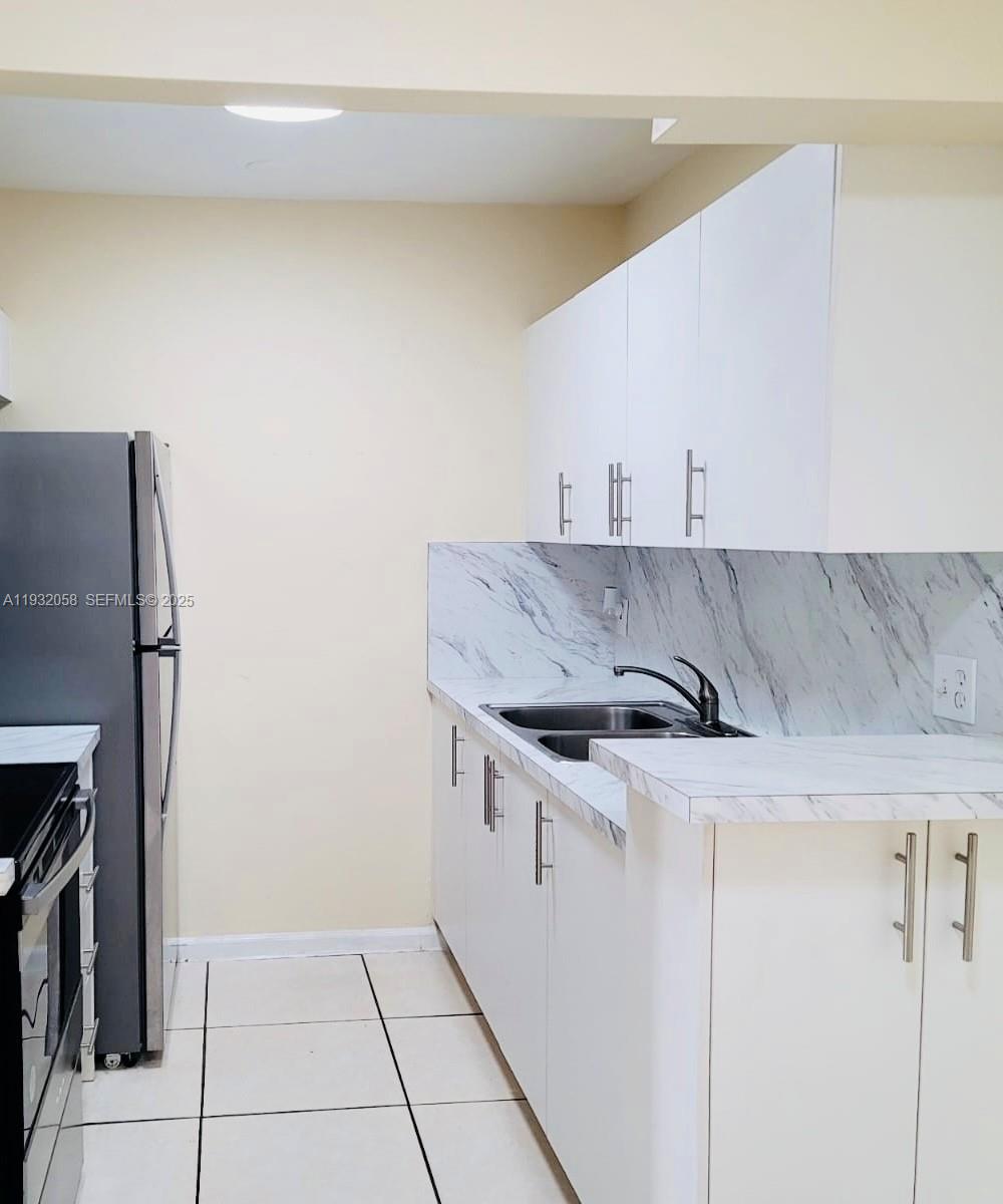 CROSS CREEK CONDO - Residential Lease