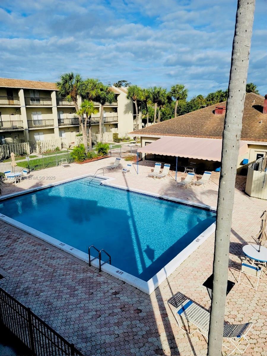 CROSS CREEK CONDO - Residential Lease