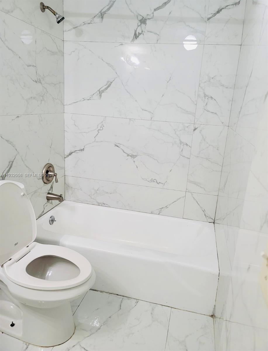 CROSS CREEK CONDO - Residential Lease