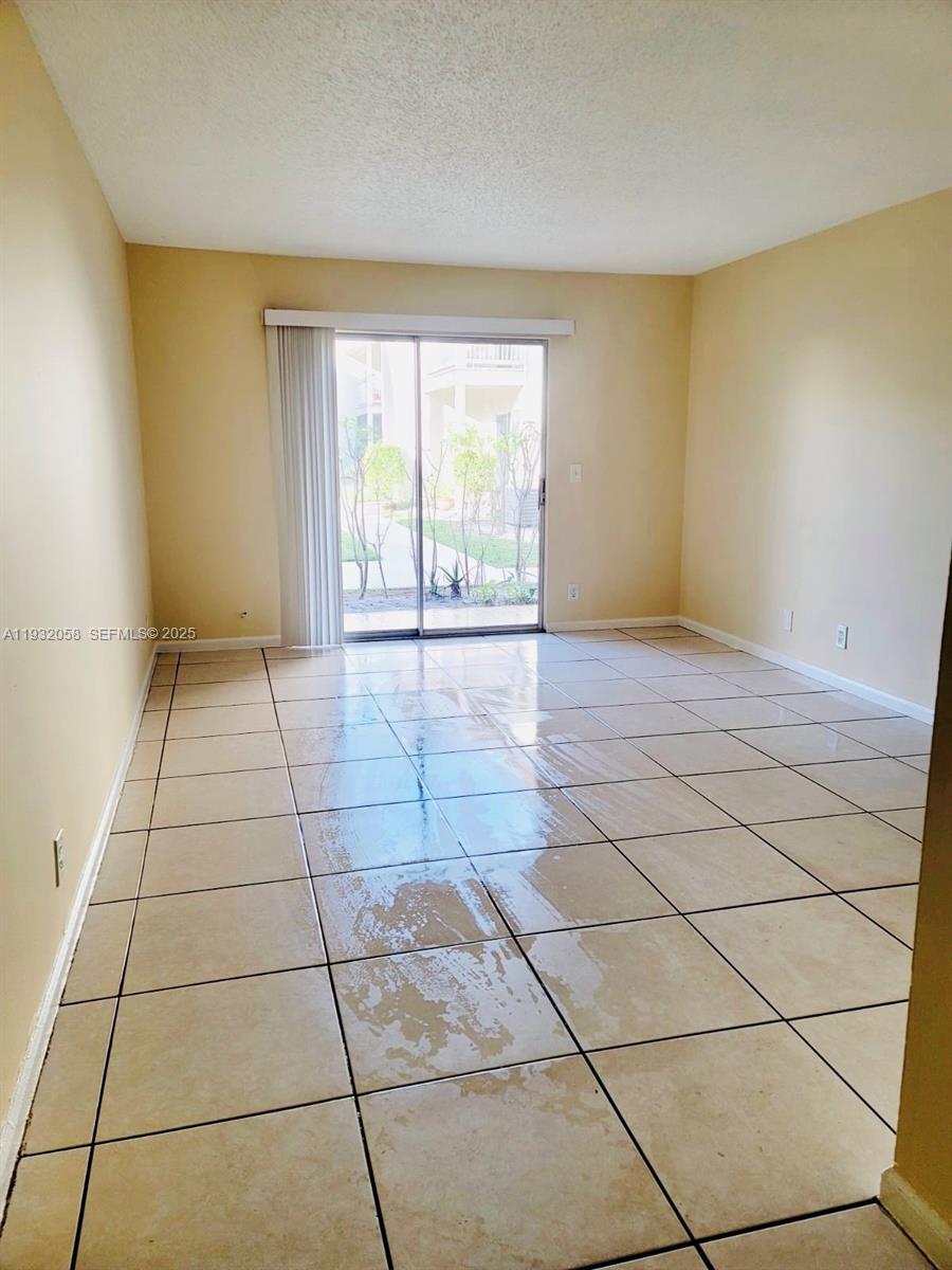 CROSS CREEK CONDO - Residential Lease