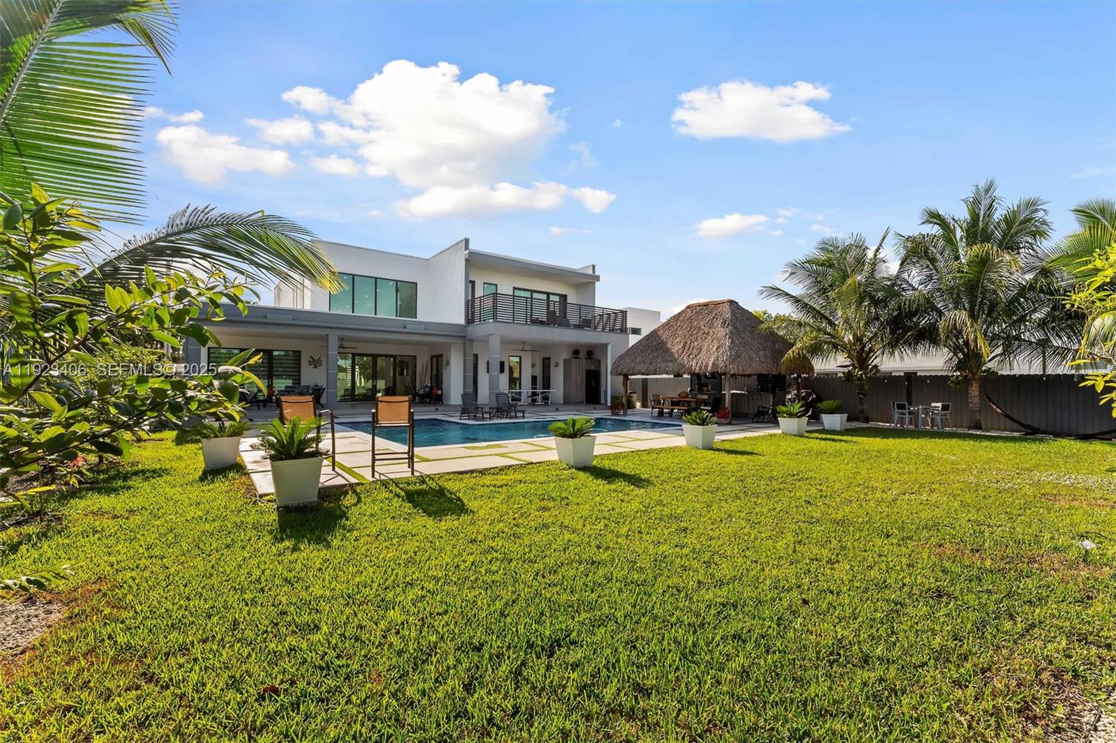 COUNTRY CLUB EST SEC 2 AM - Residential