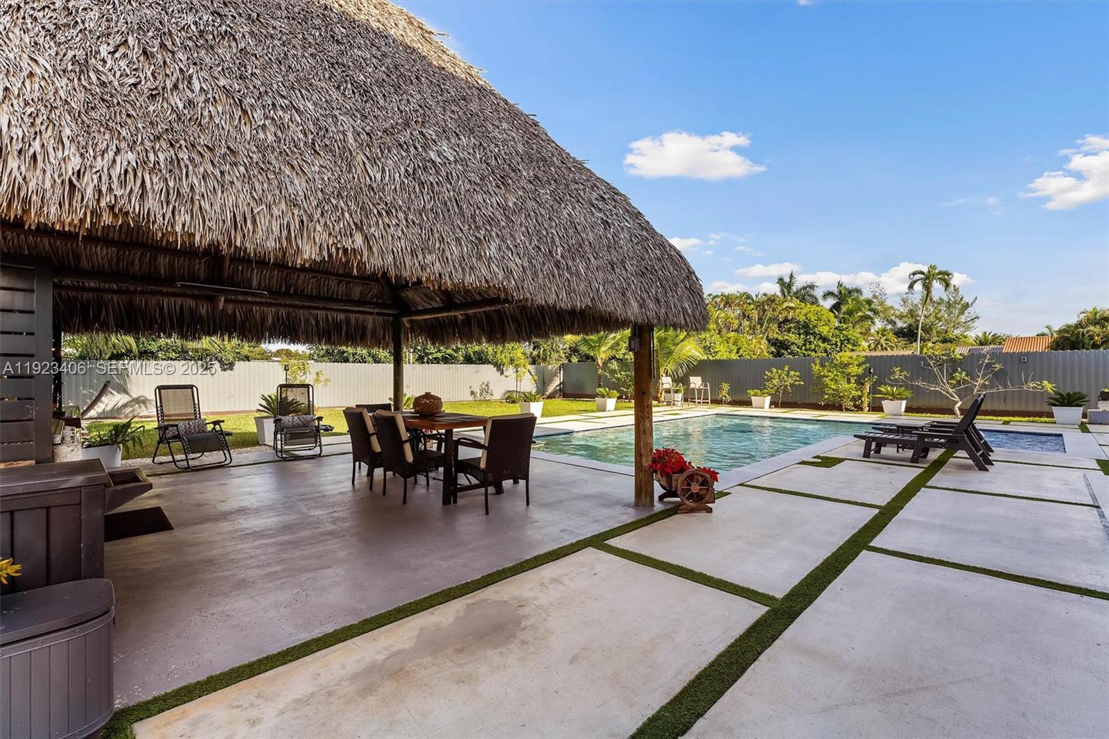 COUNTRY CLUB EST SEC 2 AM - Residential