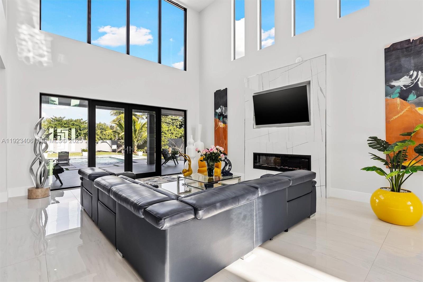 COUNTRY CLUB EST SEC 2 AM - Residential