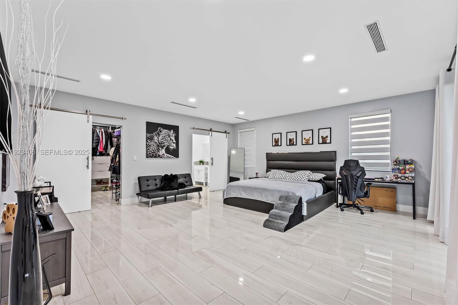 COUNTRY CLUB EST SEC 2 AM - Residential