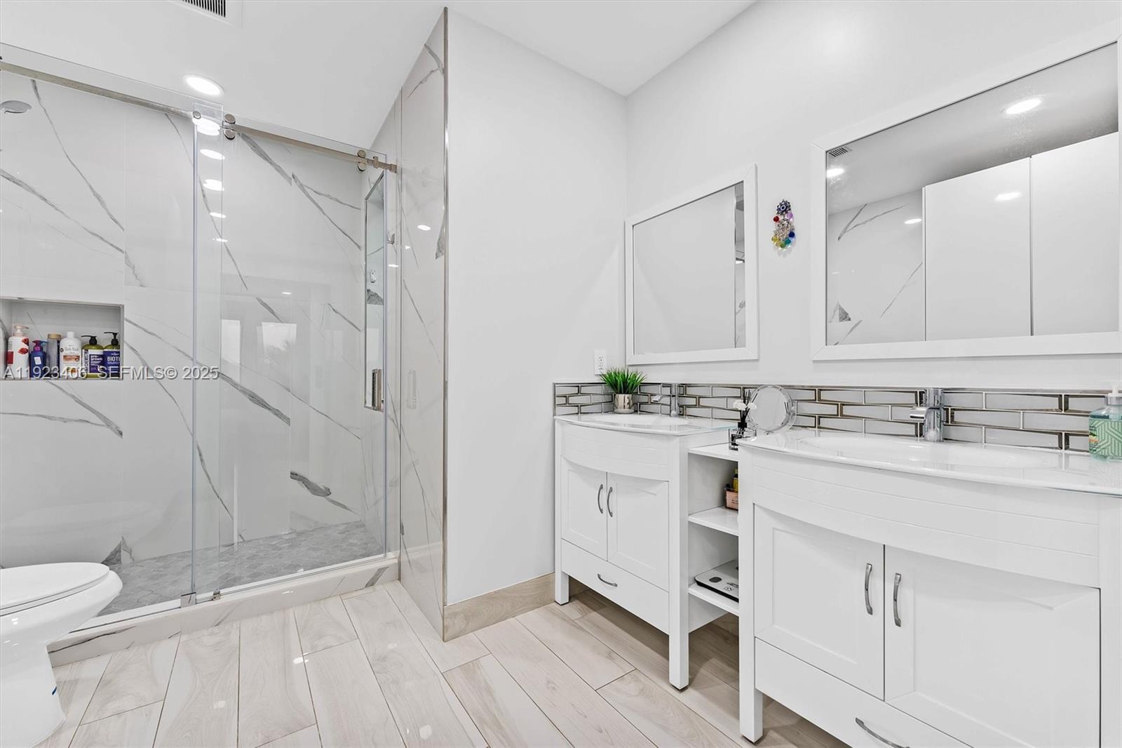 COUNTRY CLUB EST SEC 2 AM - Residential