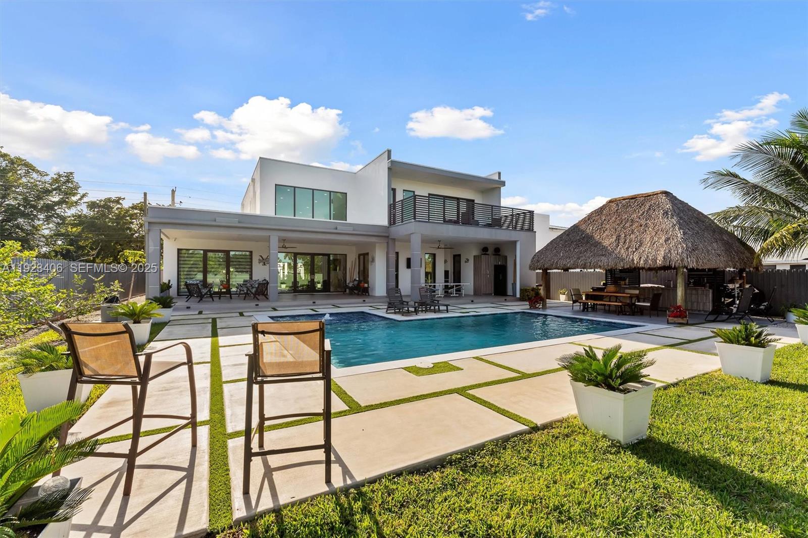 COUNTRY CLUB EST SEC 2 AM - Residential