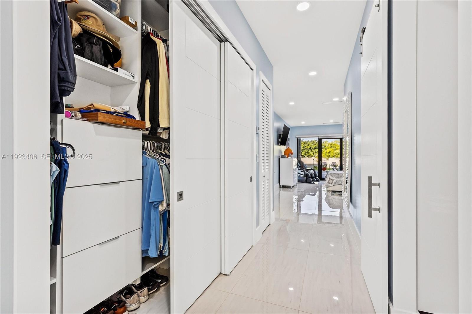 COUNTRY CLUB EST SEC 2 AM - Residential