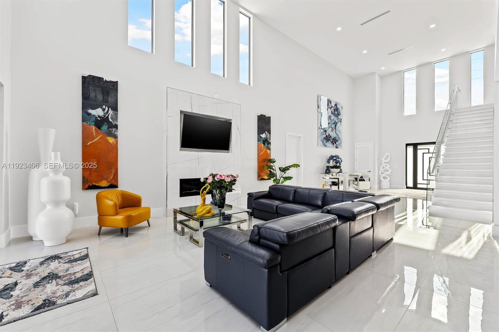 COUNTRY CLUB EST SEC 2 AM - Residential