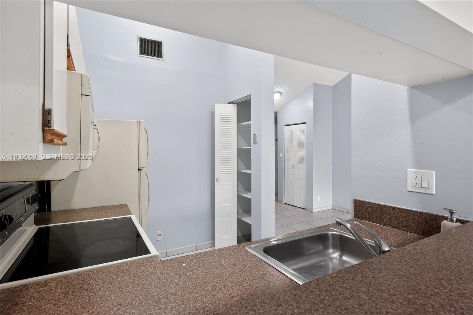 PARC VISTA CONDO - Residential