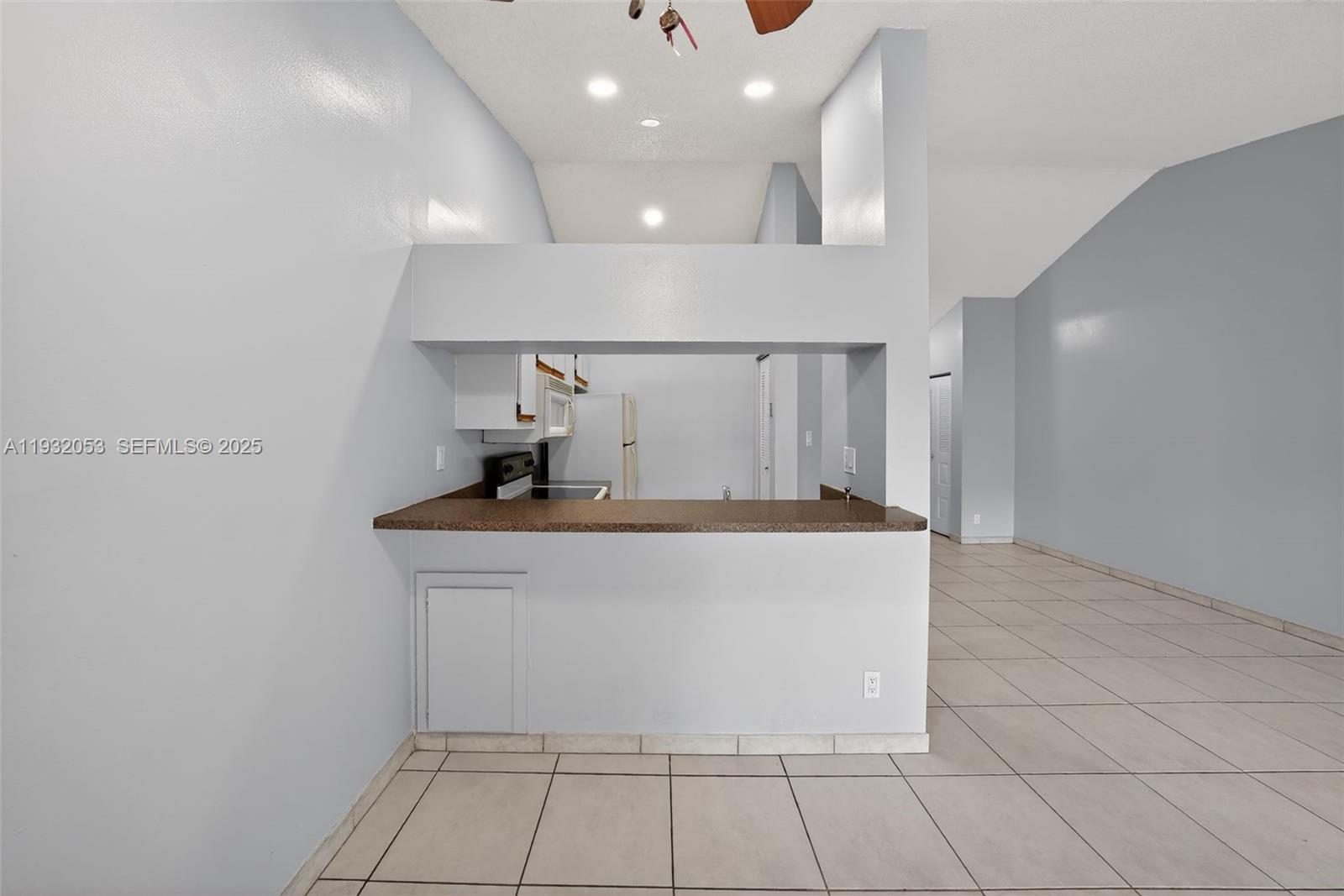 PARC VISTA CONDO - Residential