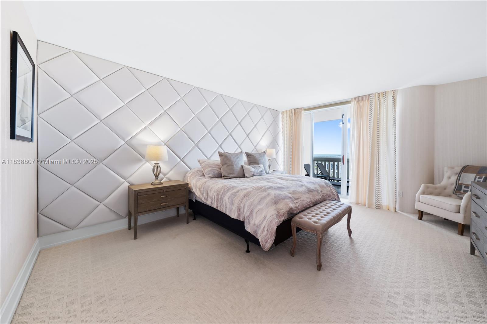 2000 ISL BLVD WILLIAMS IS - Residential