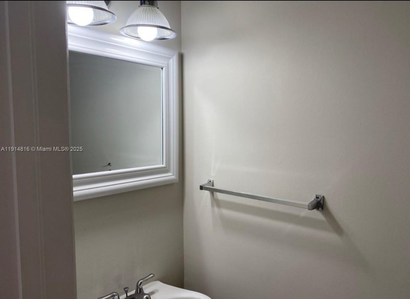 VERONA CONDO - Residential Lease