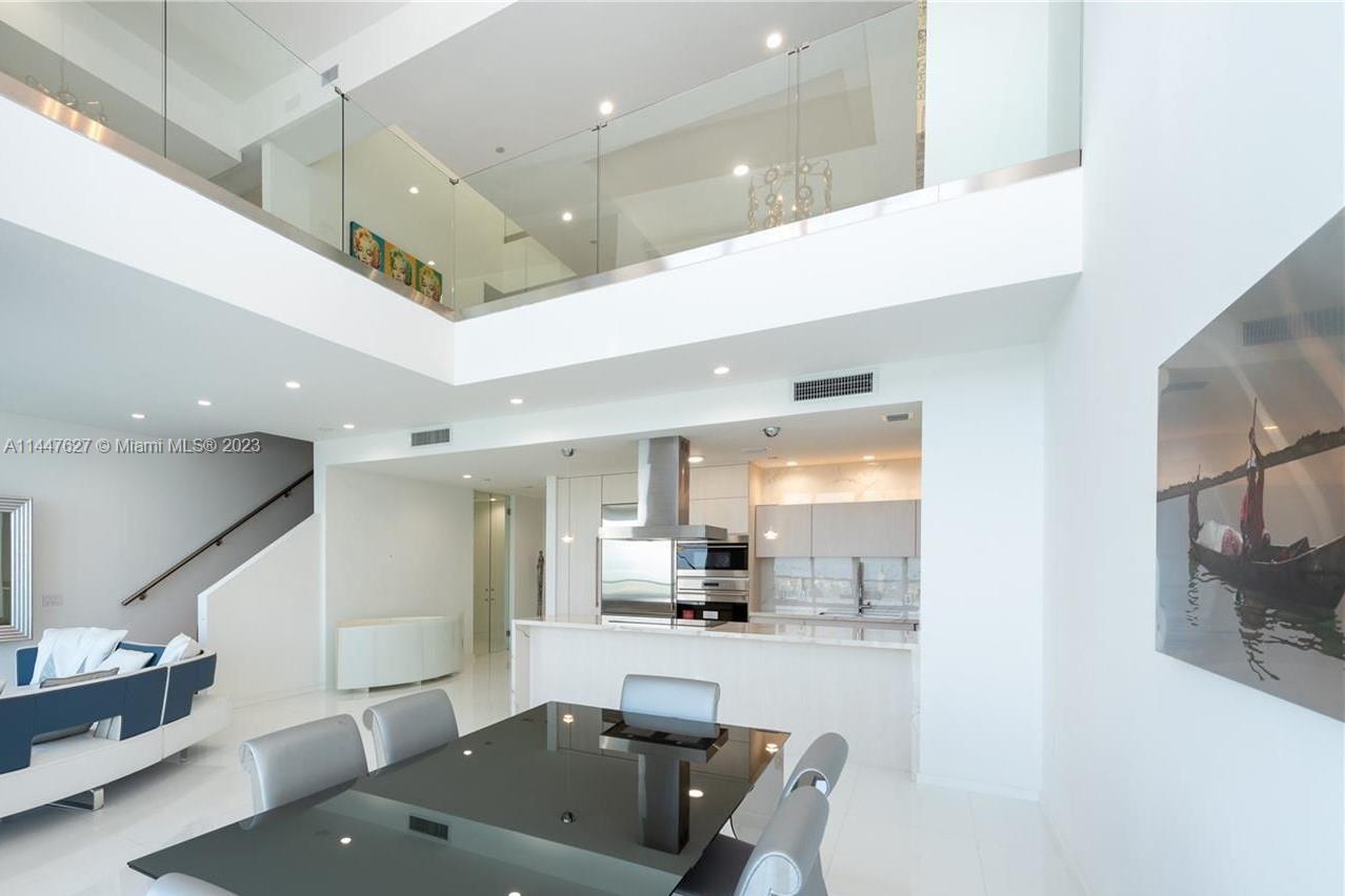 MARQUIS CONDO - Residential