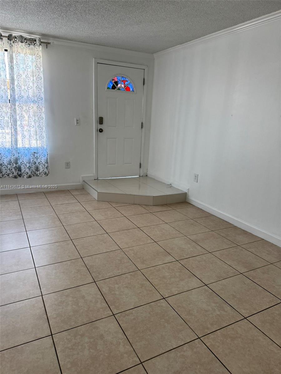 2091 W 54th Ter 37
