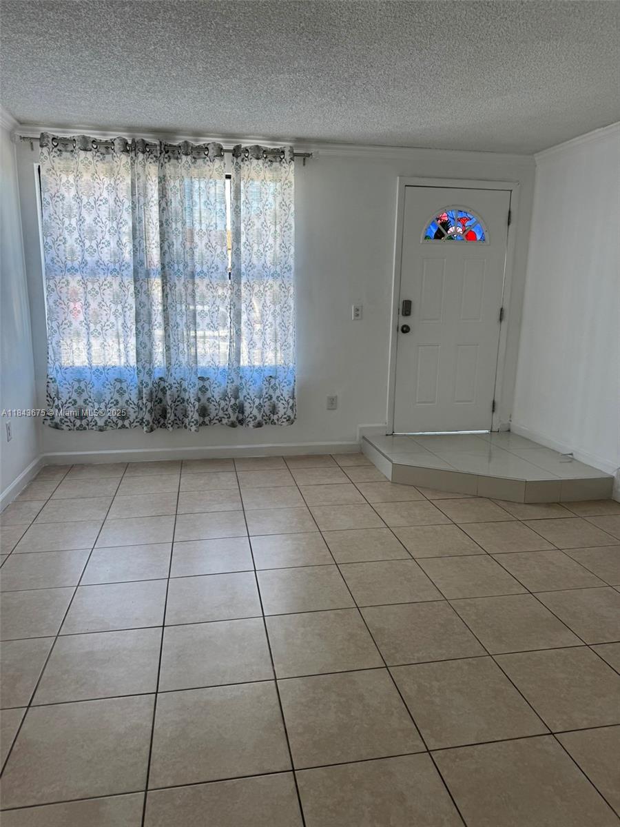 2091 W 54th Ter 37