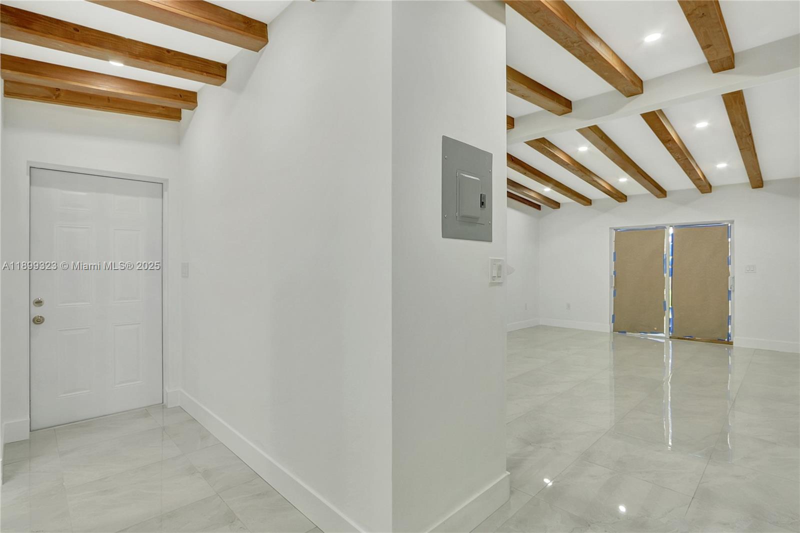 NORTH WEST LAUDERDALE - Residential Lease