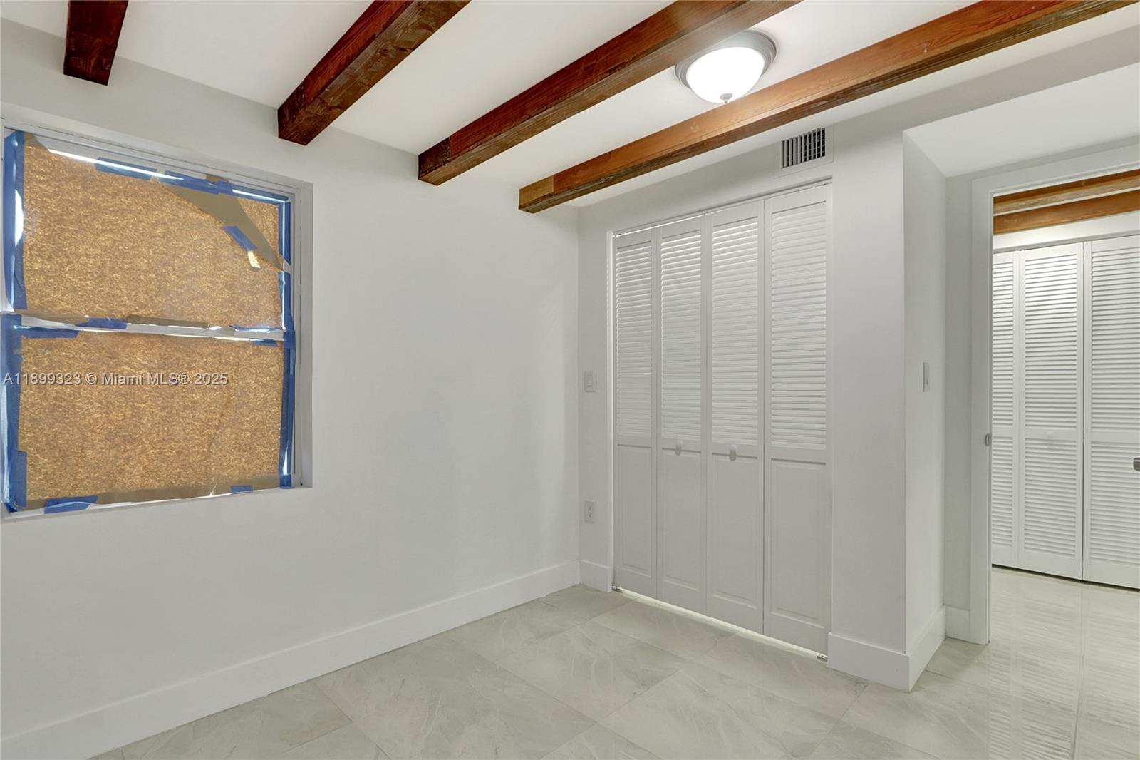 NORTH WEST LAUDERDALE - Residential Lease