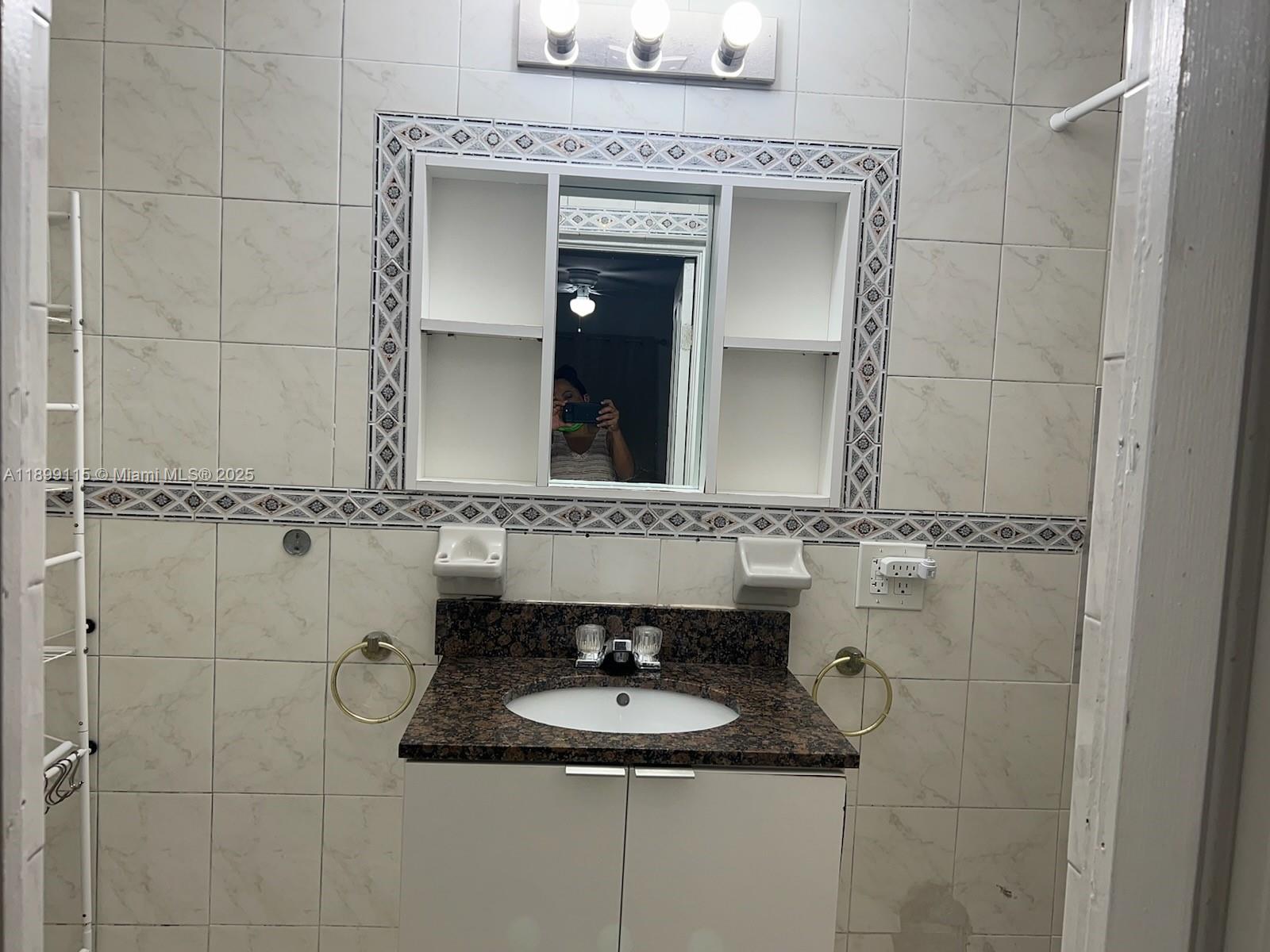 WESTGATE - Residential Lease