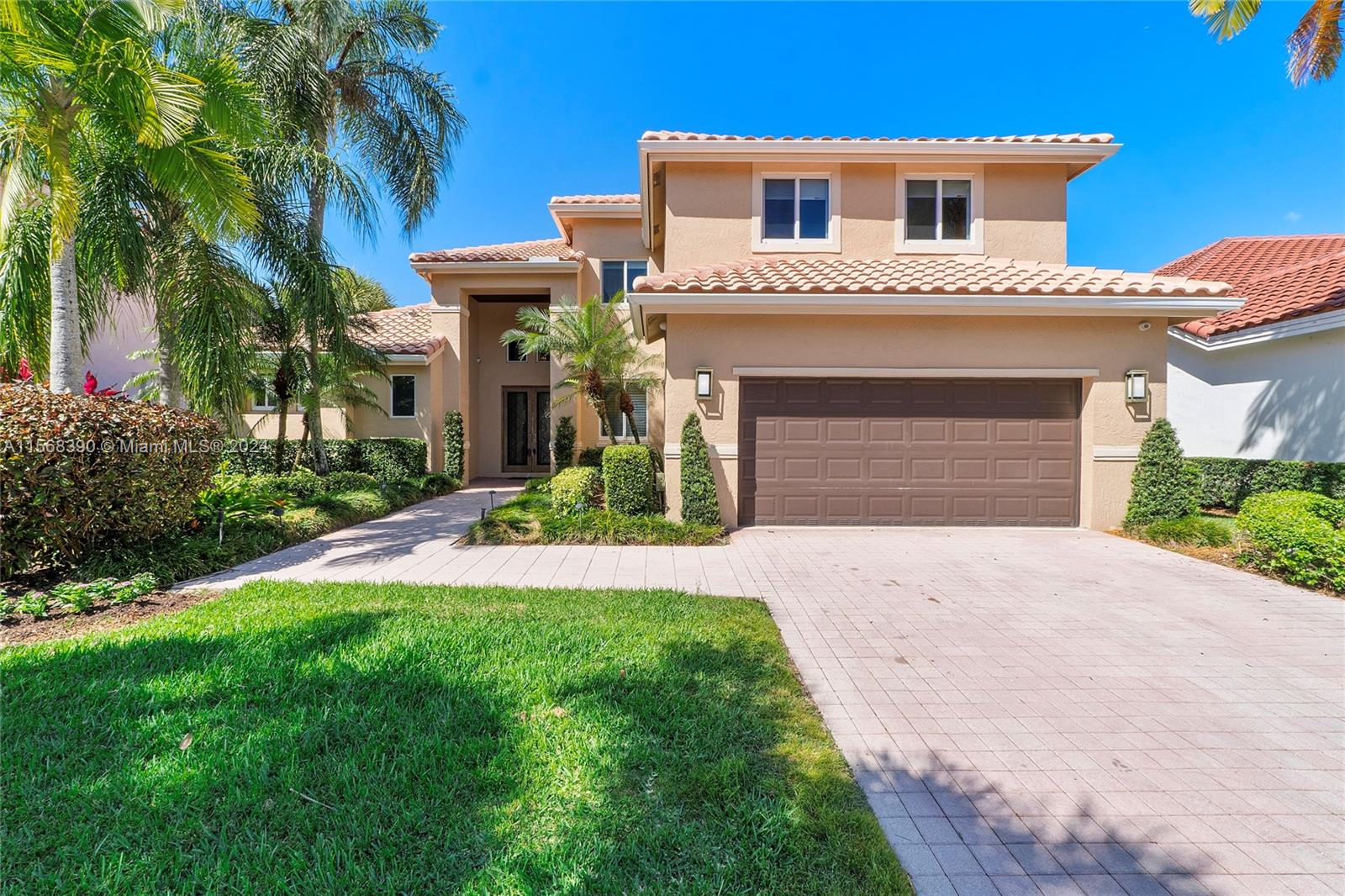 Property for Sale at 2622 Oakmont, Weston, Broward County, Florida - Bedrooms: 5 
Bathrooms: 4  - $1,495,000