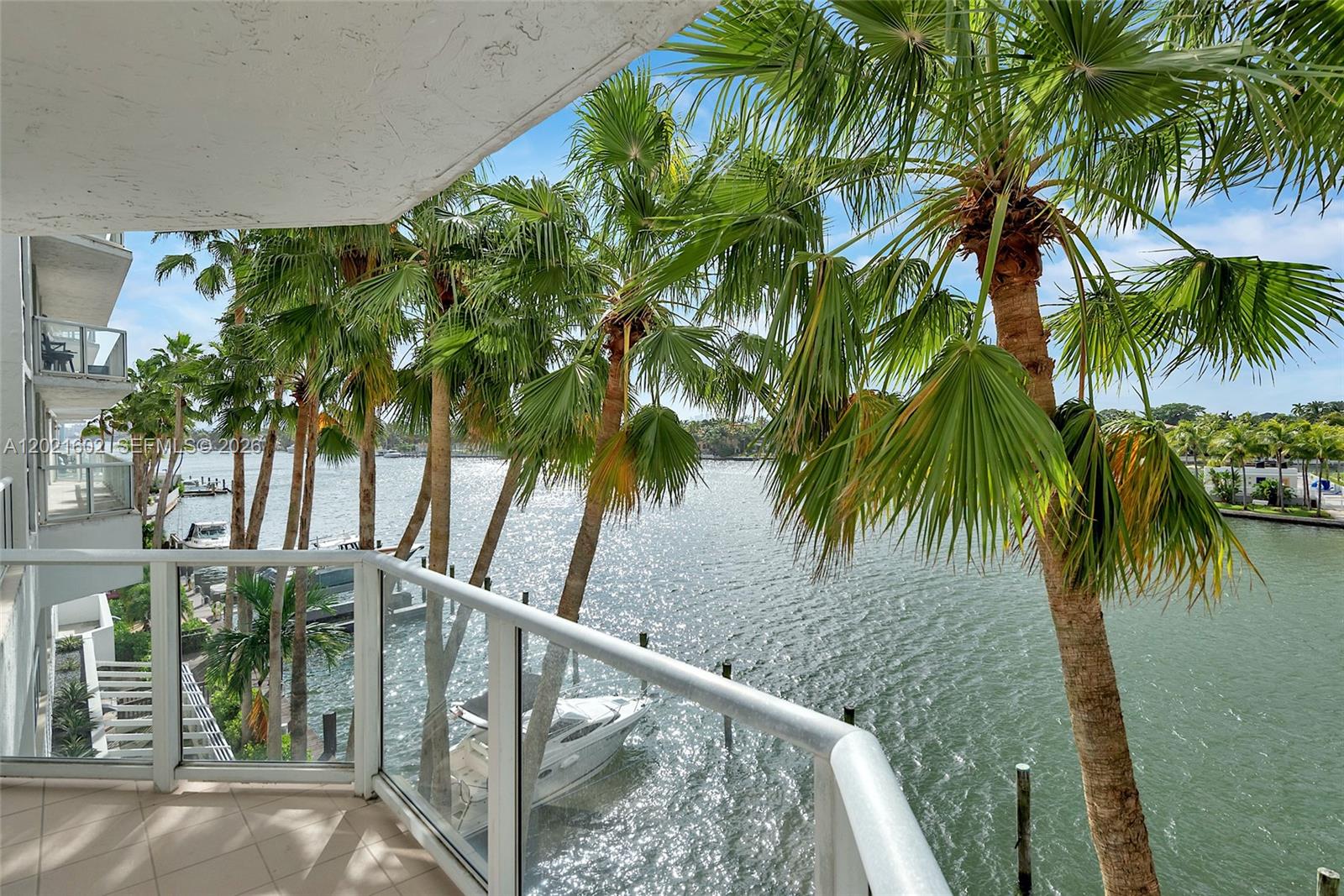 5900 Collins Ave 408