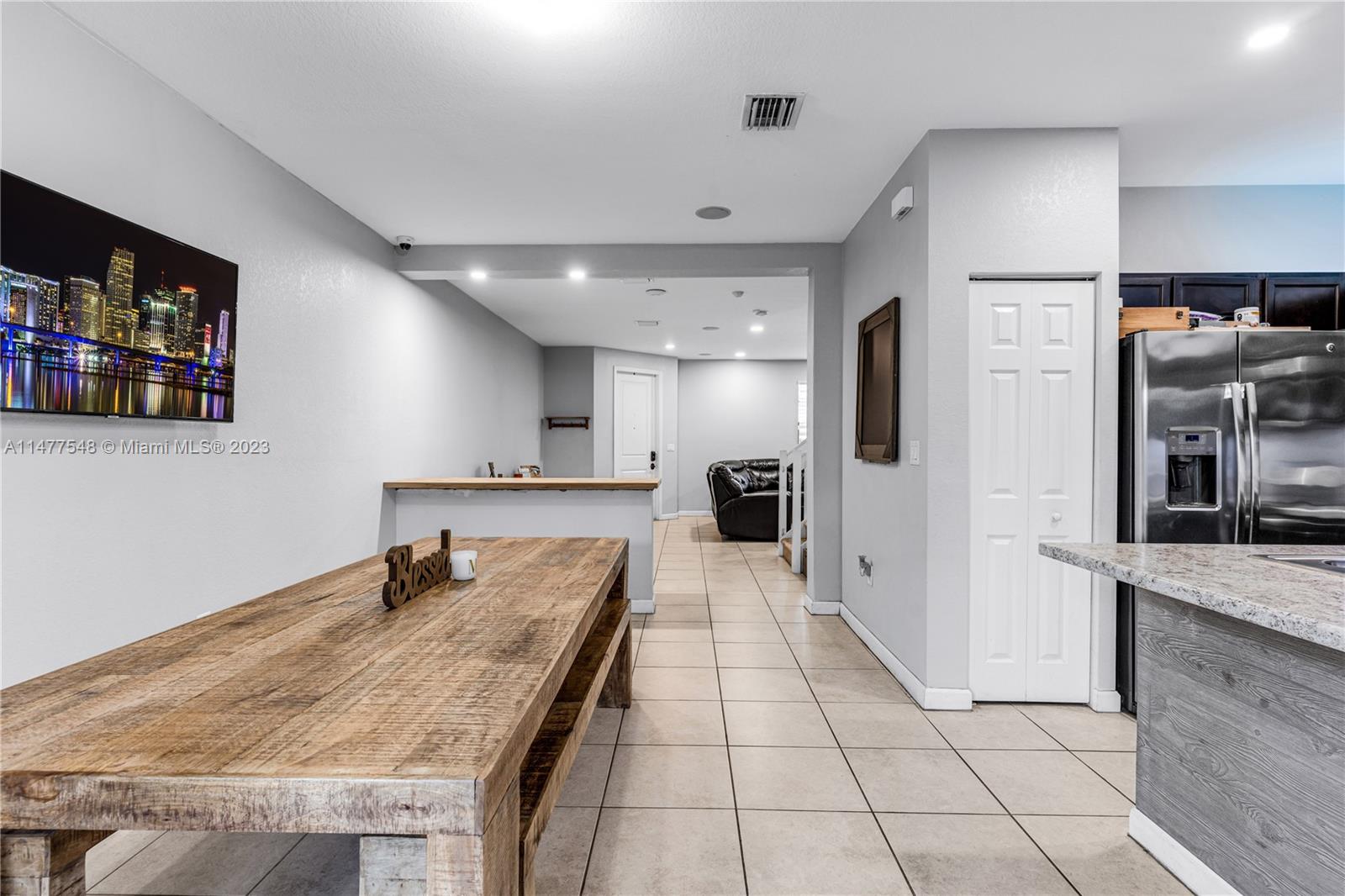 COCO PALM ESTATES - Residential