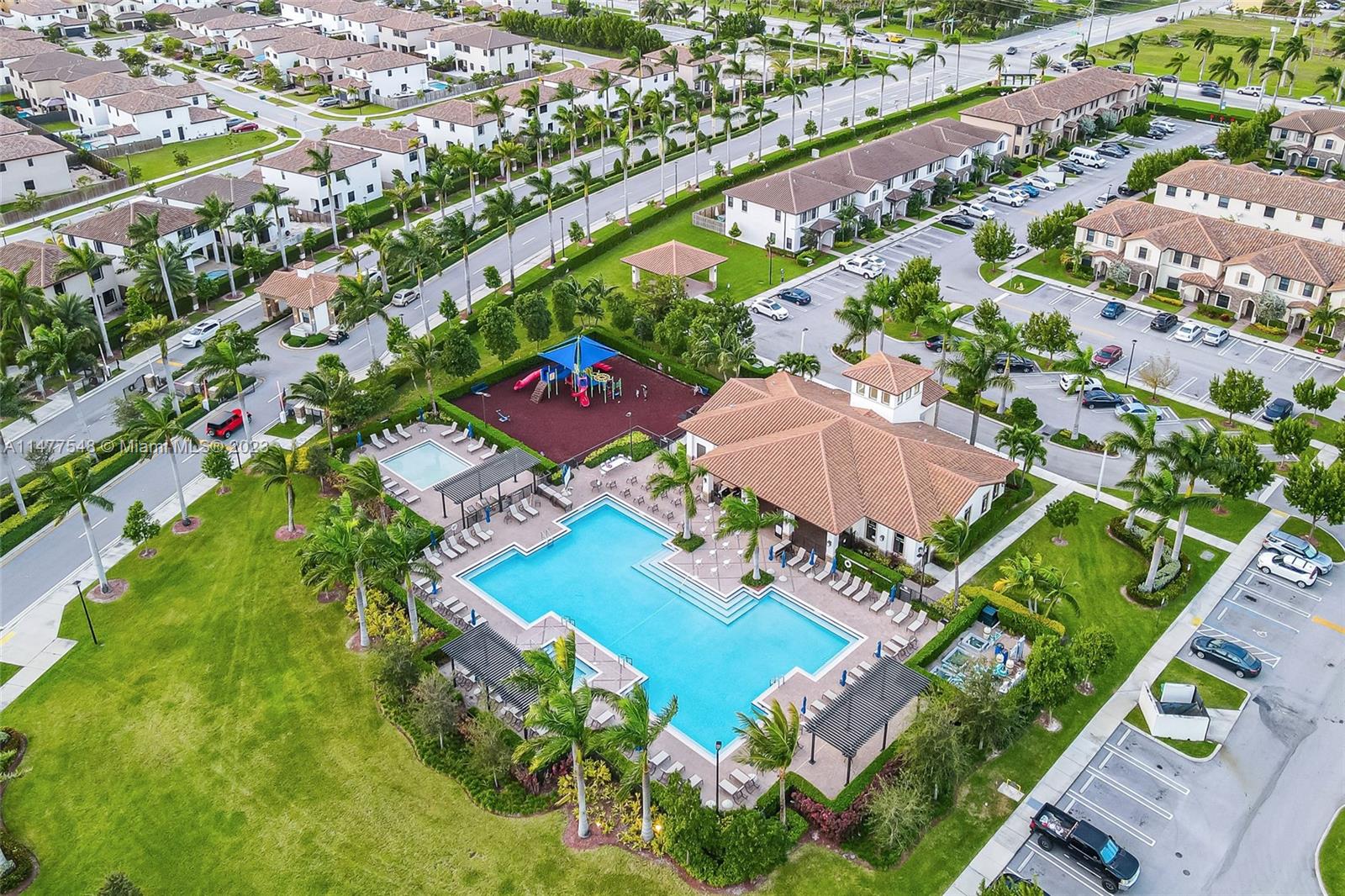 COCO PALM ESTATES - Residential