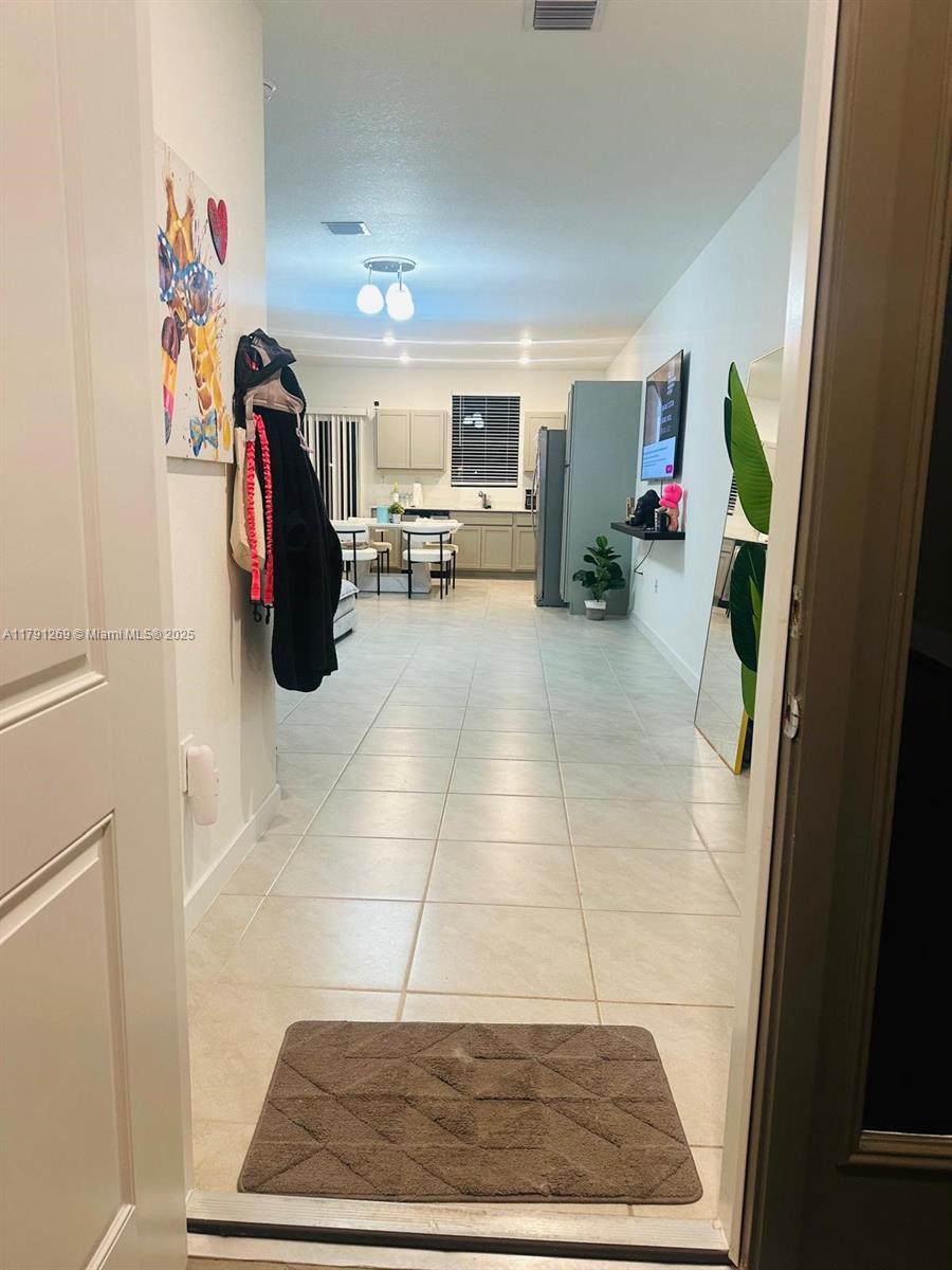 437 NE 13th St 437