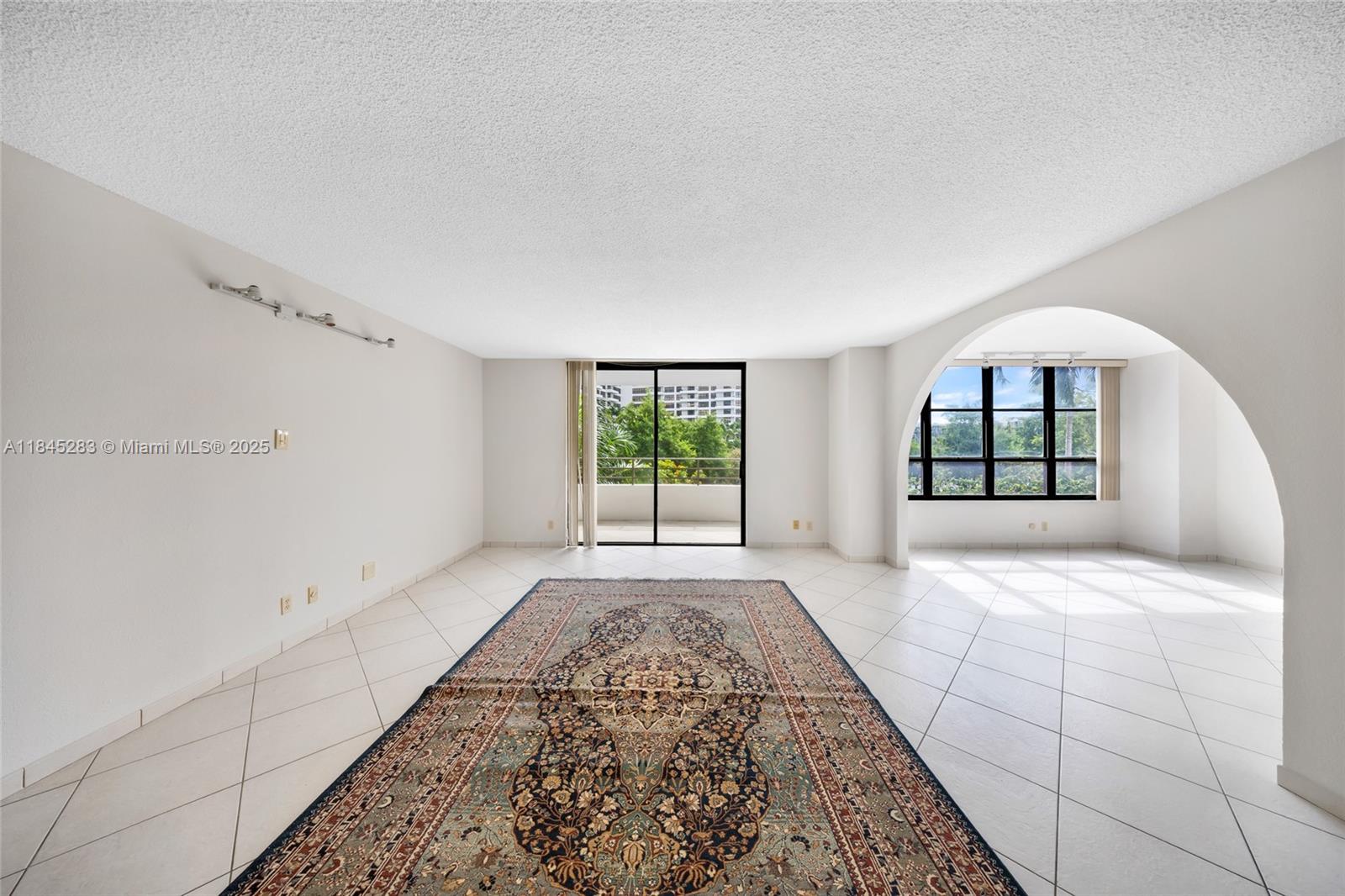600 Three Islands Blvd 212