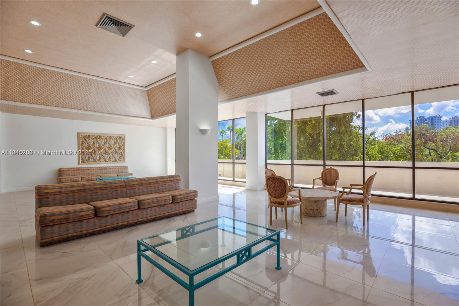 OLYMPUS CONDO PHASE - Residential