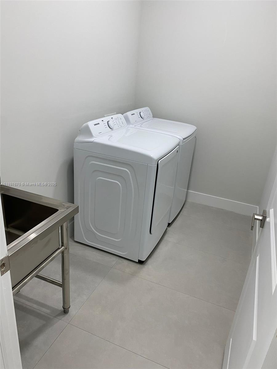 Lehigh Acres Unit 7 - Residential