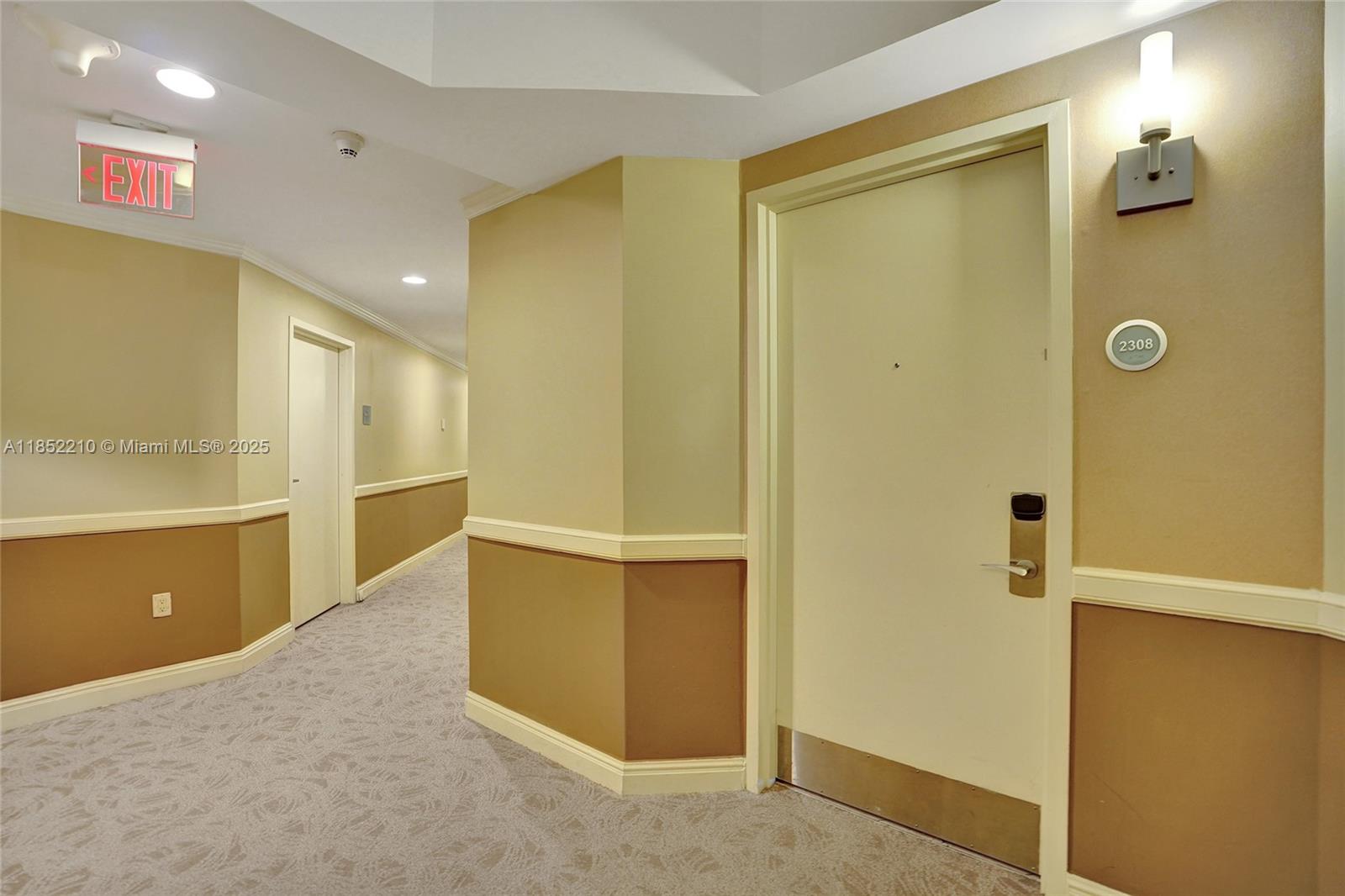 TRUMP INTERNATIONAL SONES - Residential