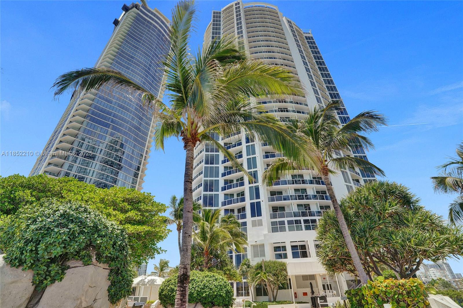 TRUMP INTERNATIONAL SONES - Residential