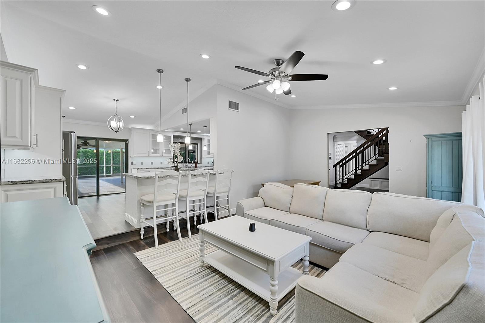CORAL SPRINGS UNIVERSITY - Residential