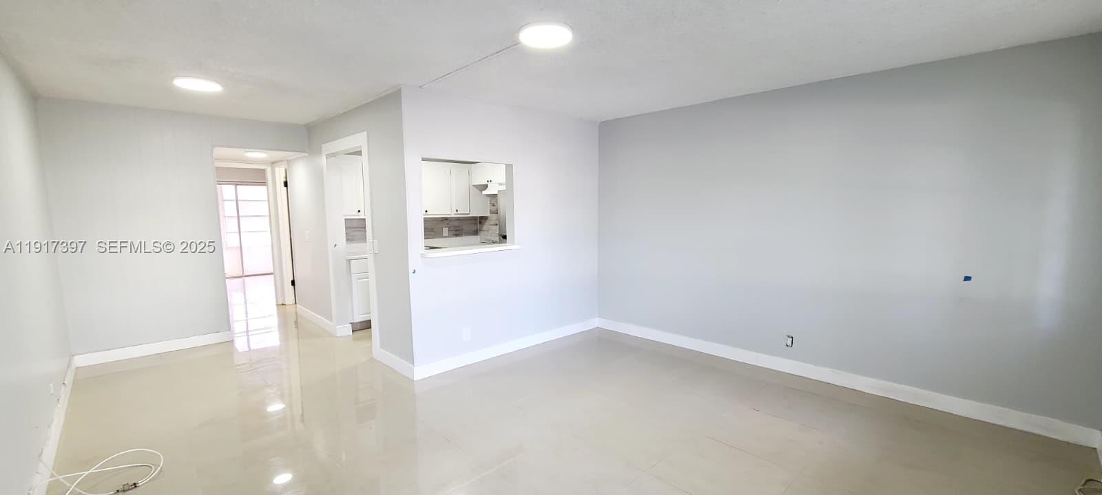 CAMBRIDGE CONDO - Residential Lease