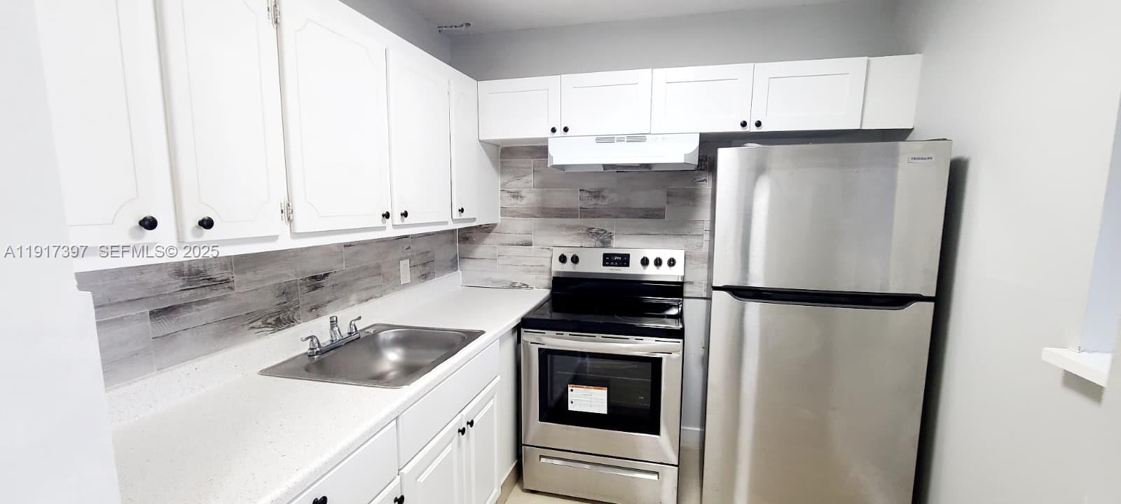 CAMBRIDGE CONDO - Residential Lease