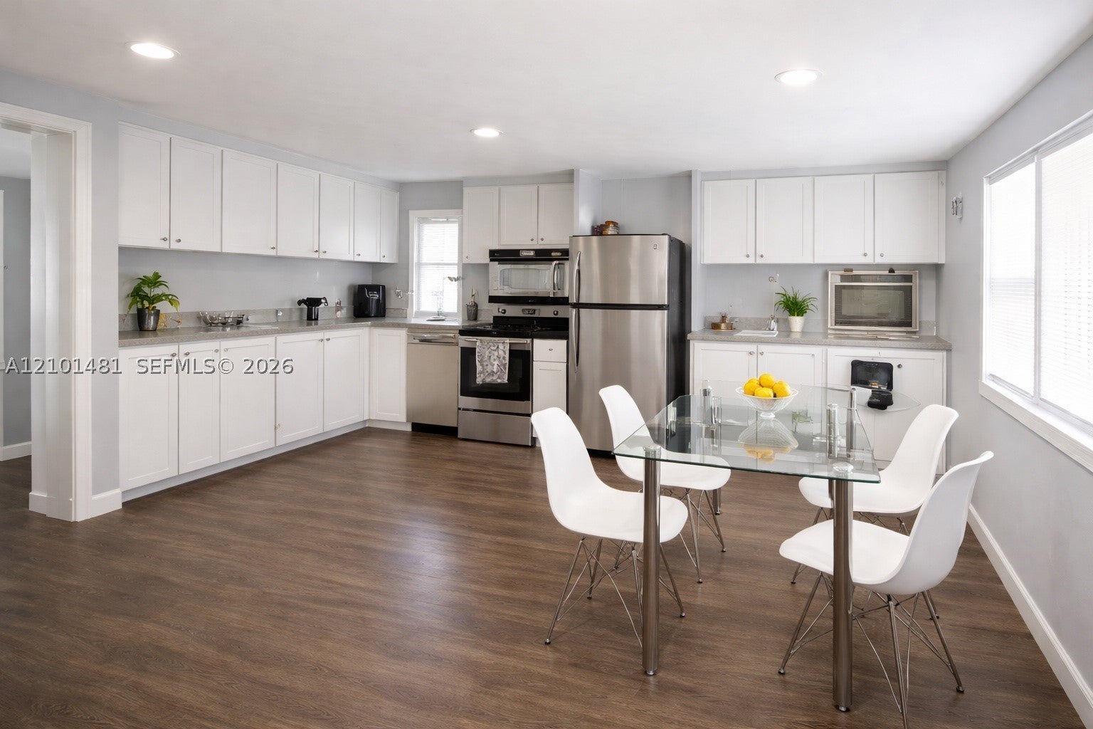 3120 W Hallandale Beach Blvd #613