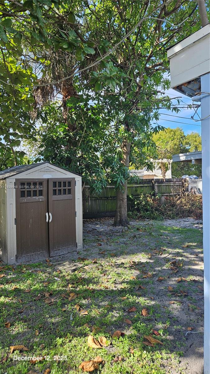 BOULEVARD HEIGHTS SEC 5 - Residential Lease