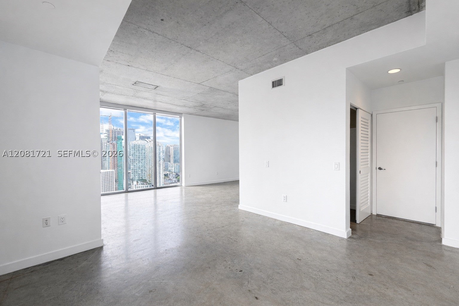 151 SE 1st St 3001