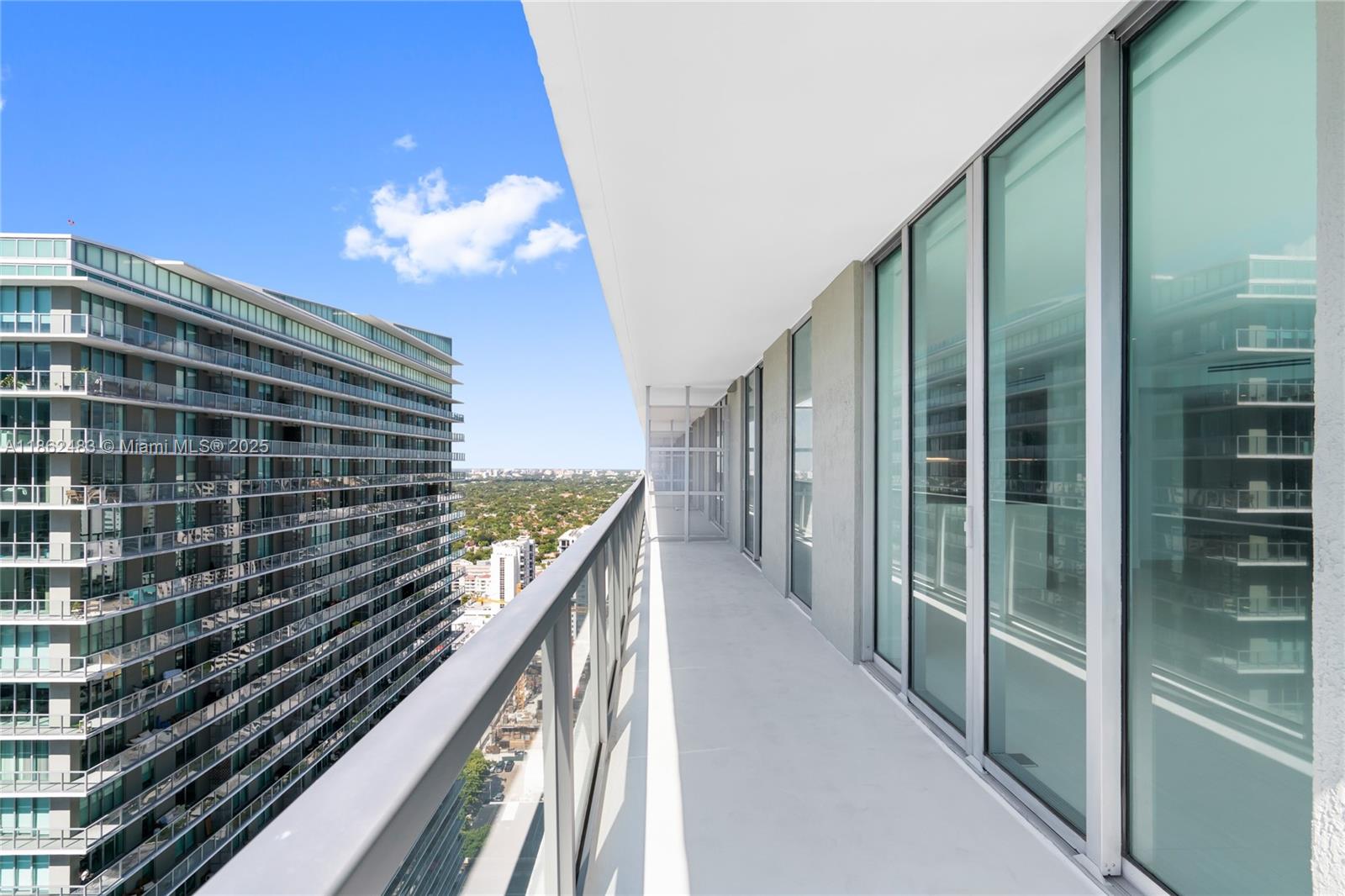 THE AXIS ON BRICKELL II C - Residential