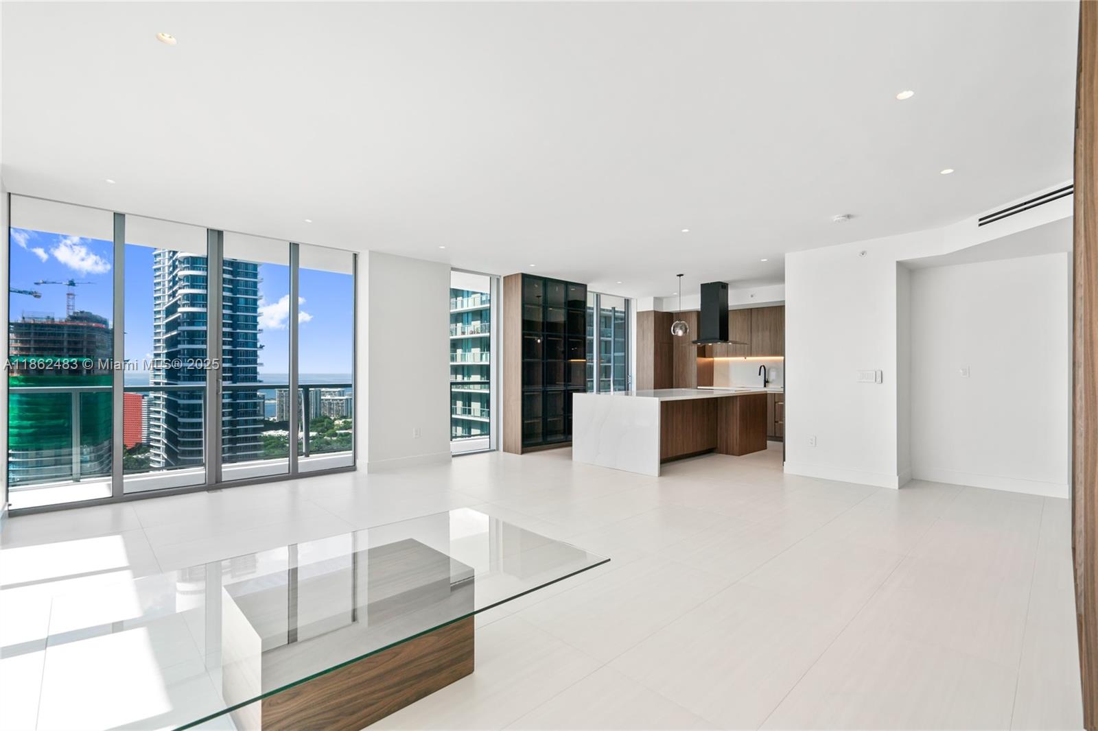 THE AXIS ON BRICKELL II C - Residential
