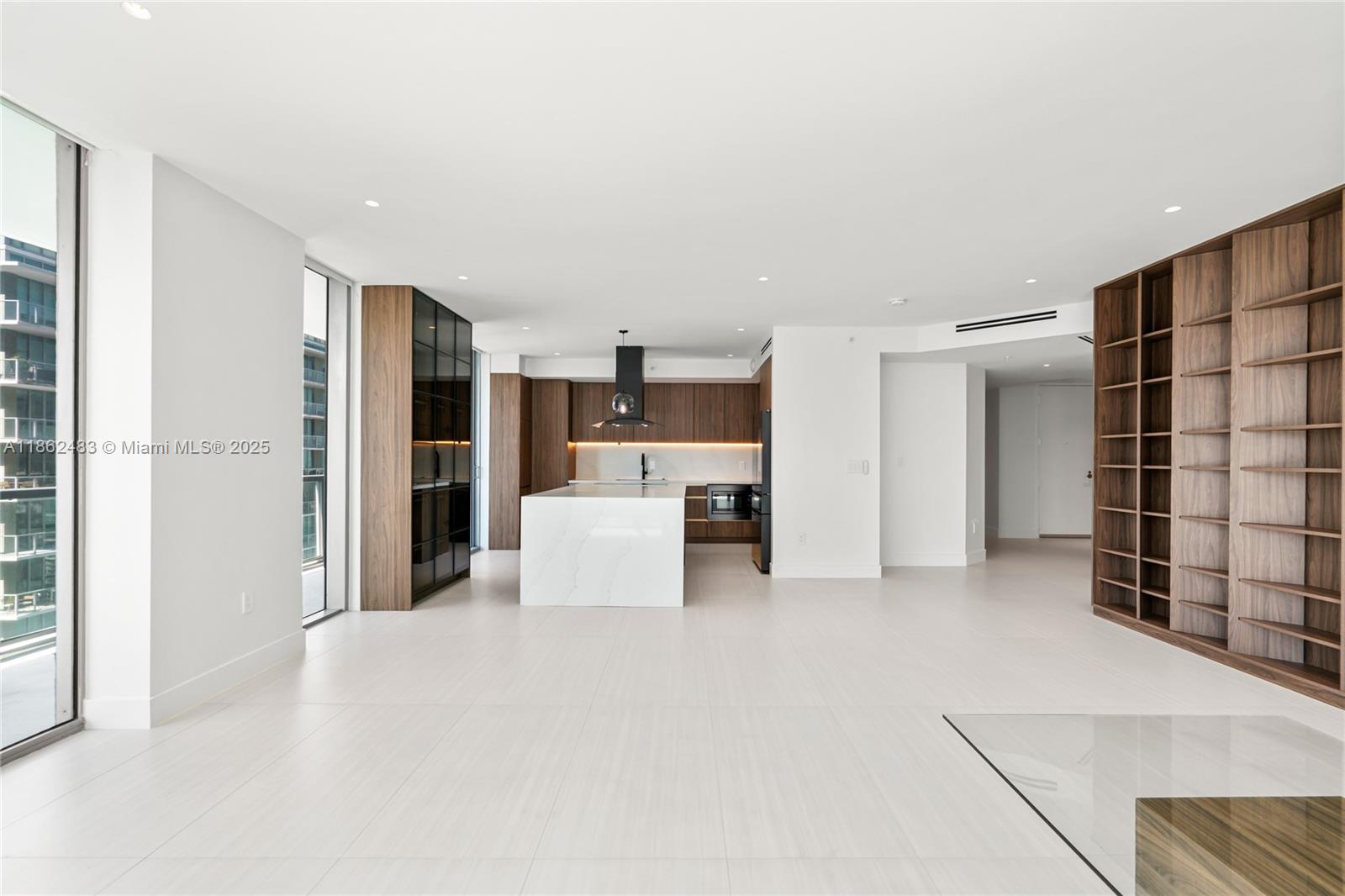 THE AXIS ON BRICKELL II C - Residential