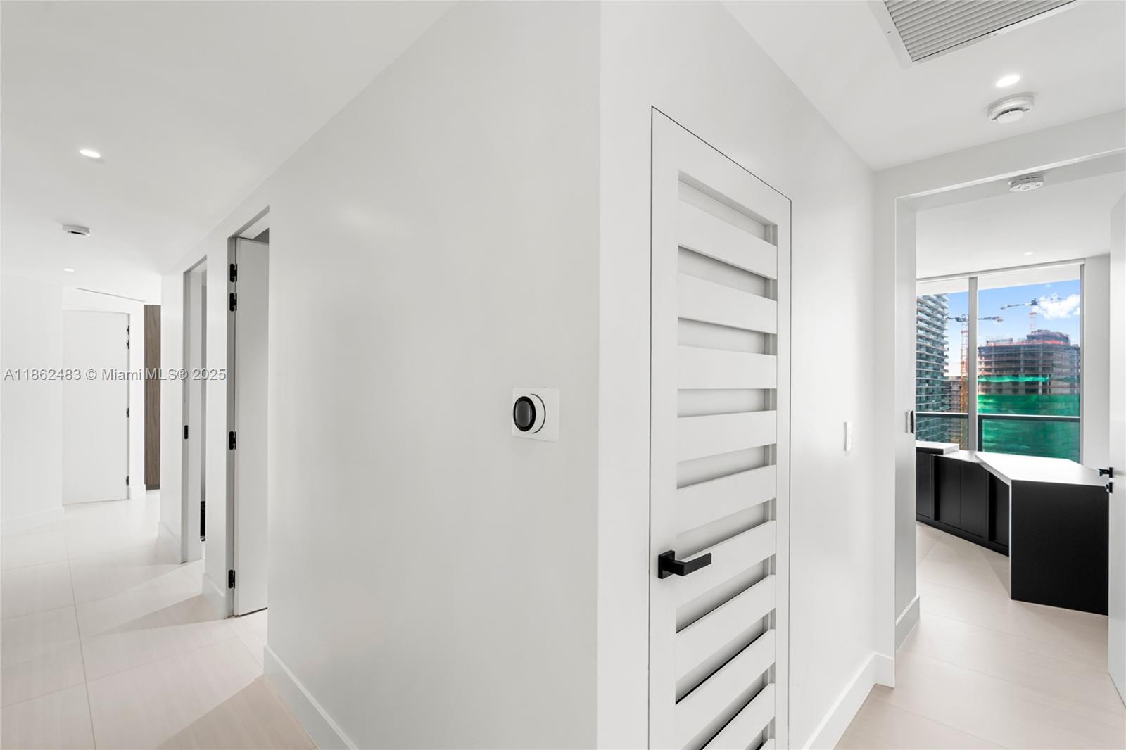 THE AXIS ON BRICKELL II C - Residential