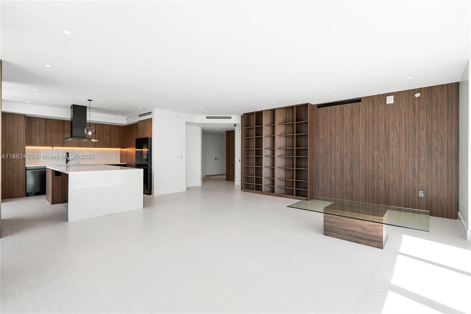 THE AXIS ON BRICKELL II C - Residential