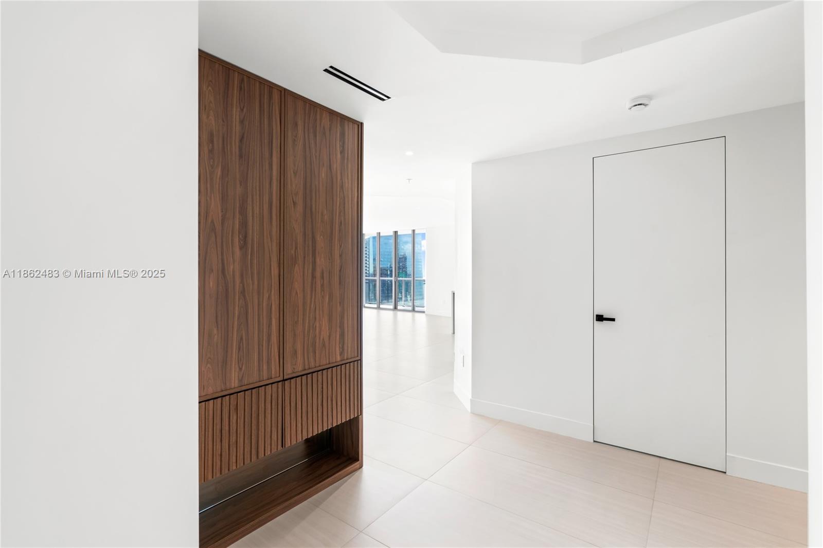 THE AXIS ON BRICKELL II C - Residential