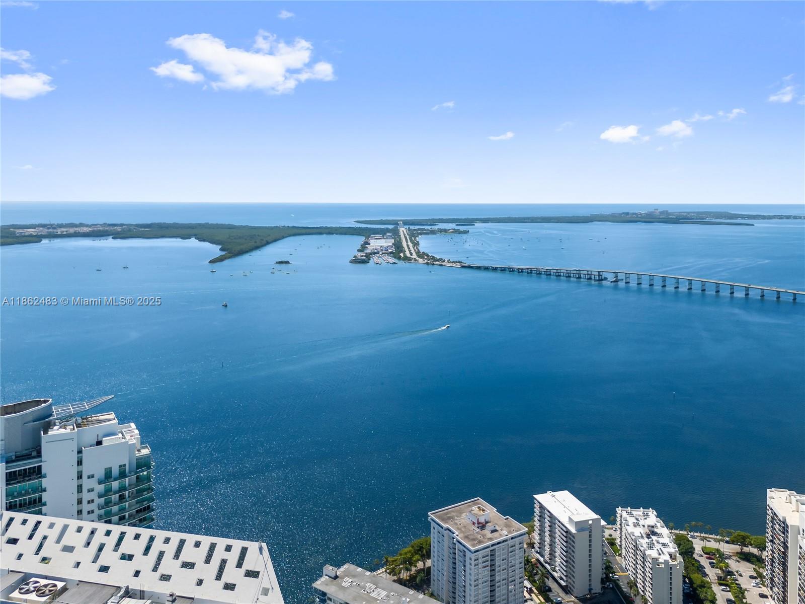 THE AXIS ON BRICKELL II C - Residential