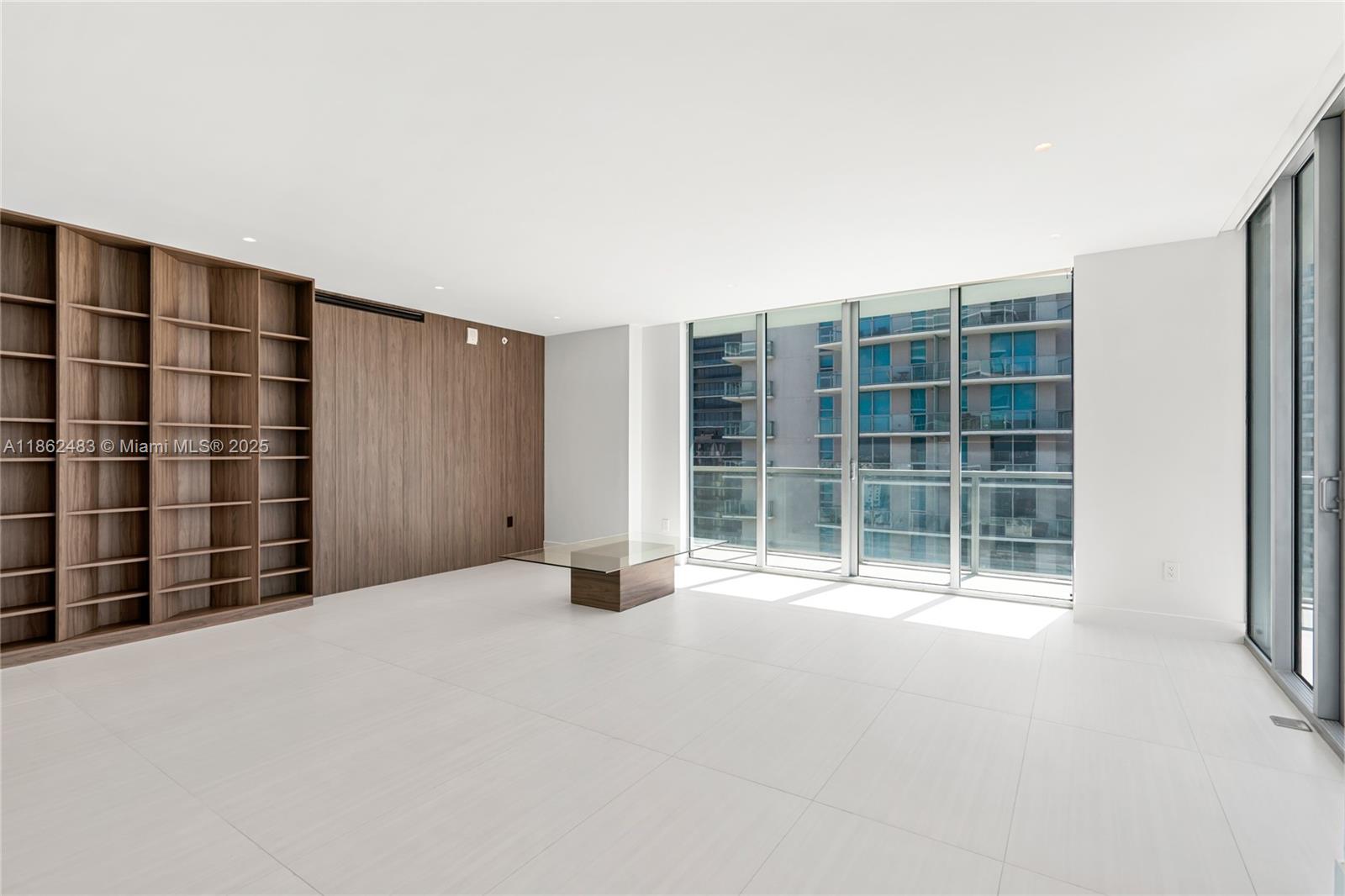 THE AXIS ON BRICKELL II C - Residential