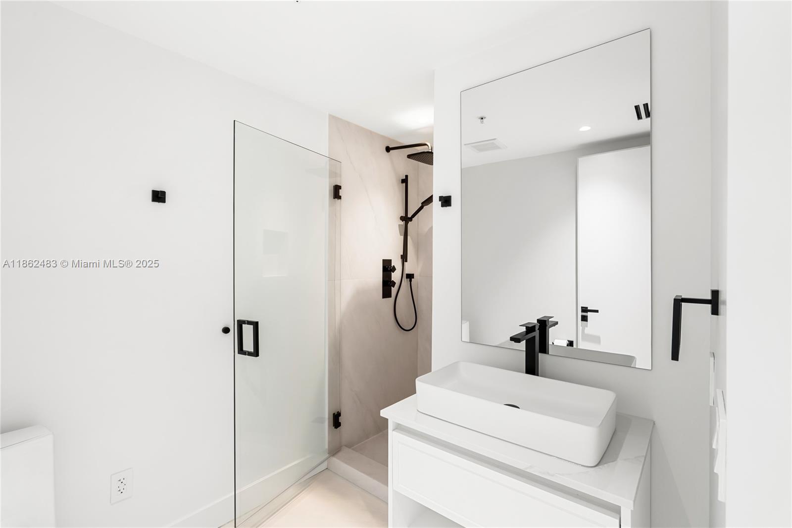 THE AXIS ON BRICKELL II C - Residential