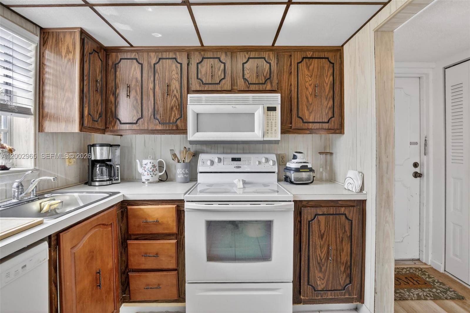 QUAIL RUN OF SUNRISE - Residential