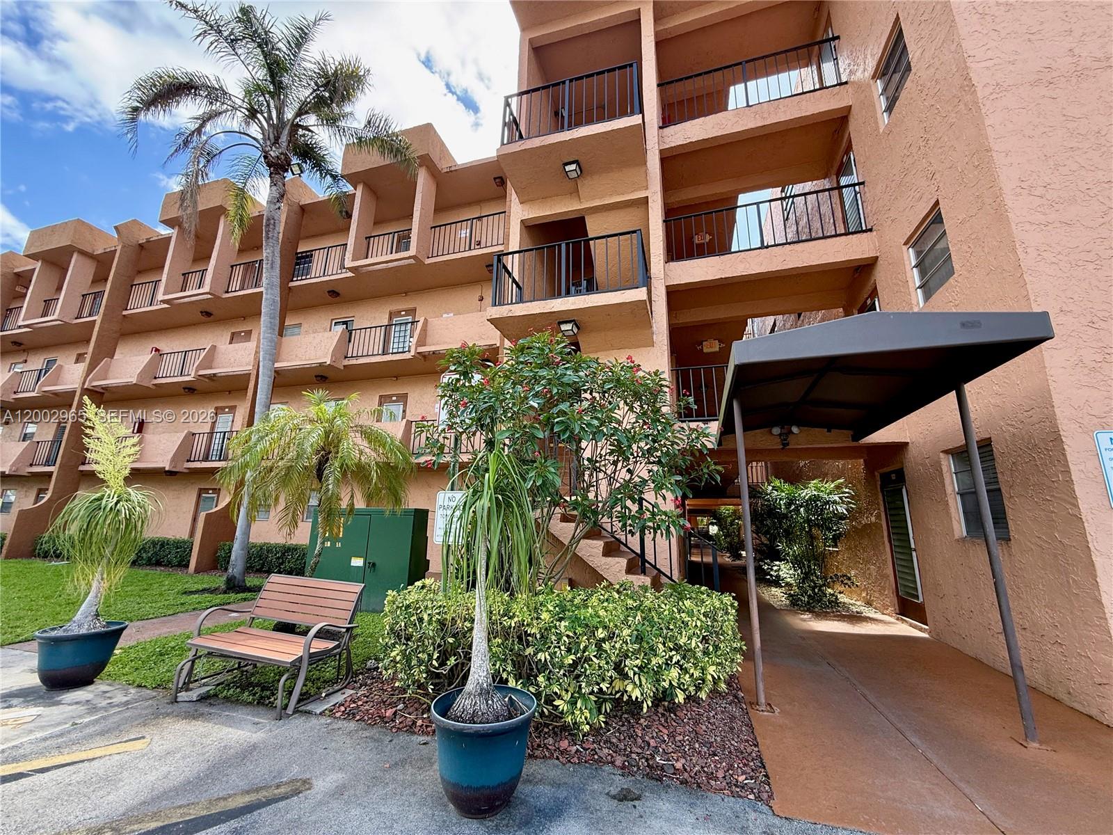 QUAIL RUN OF SUNRISE - Residential