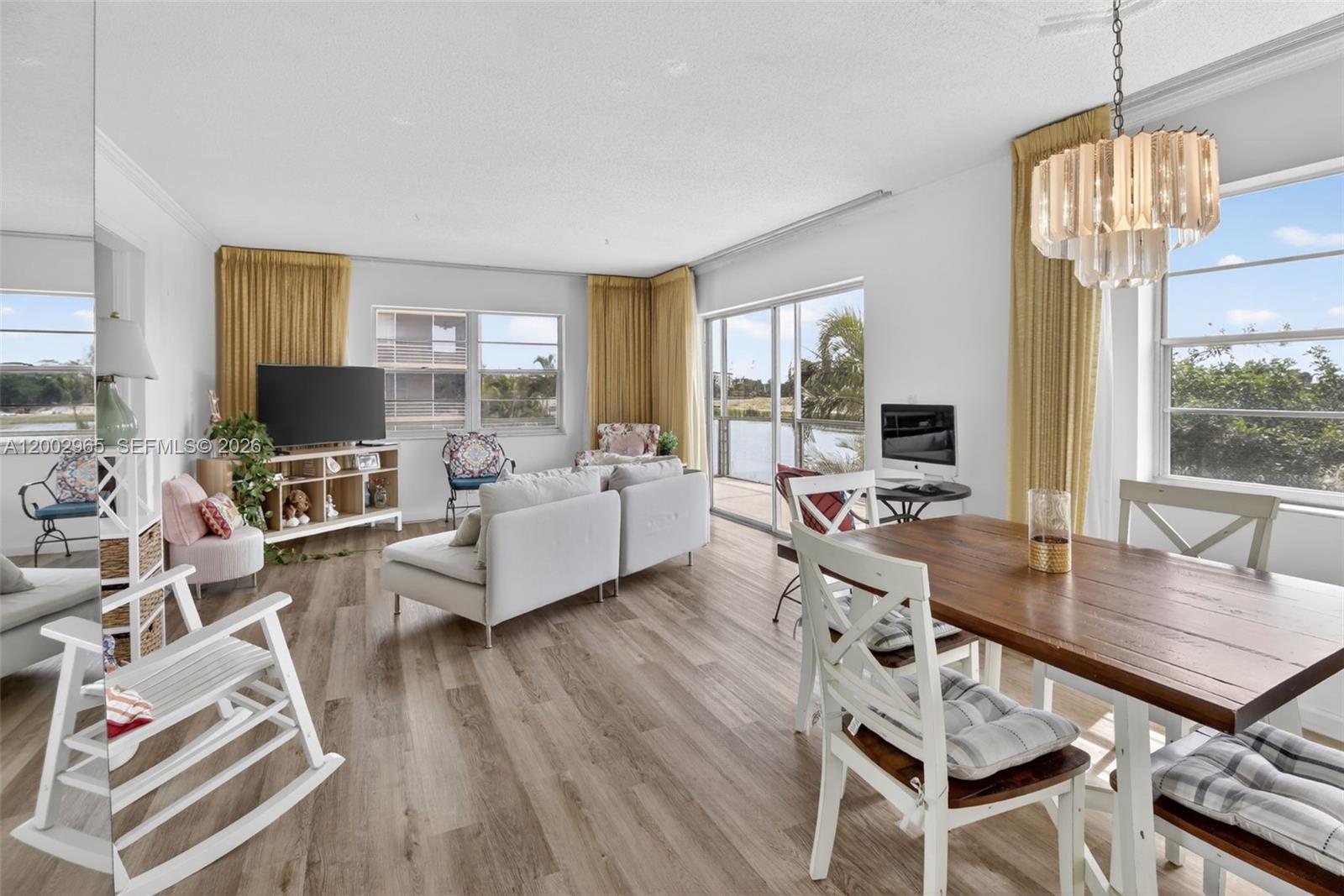 QUAIL RUN OF SUNRISE - Residential